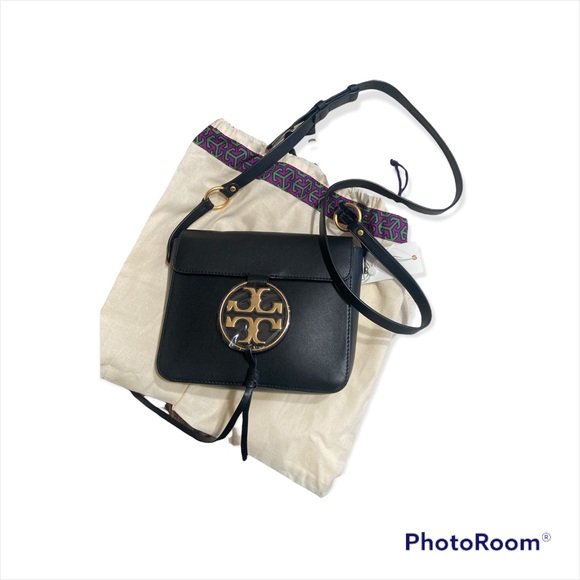 Tory Burch Handbags - NWT Tory Burch Miller medal Crossbody